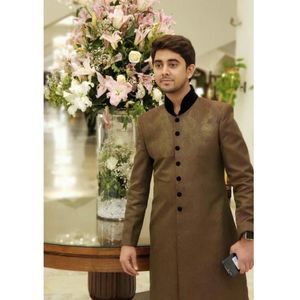 Meet your Posher, Aneel